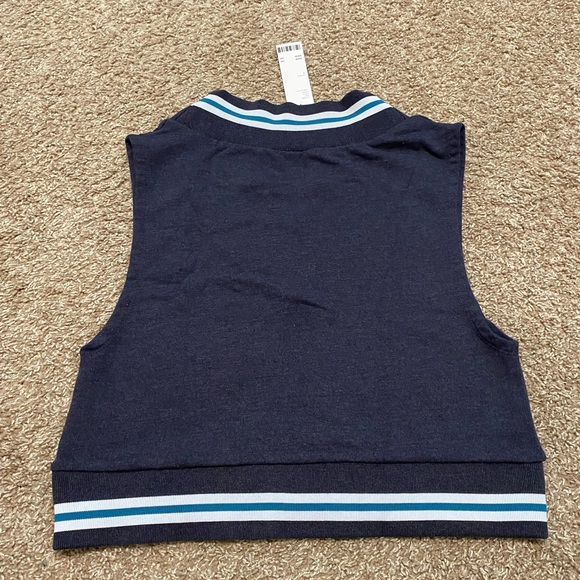 Urban Outfitters Badminton Sweater Vest Size S NWT - Picture 8 of 8